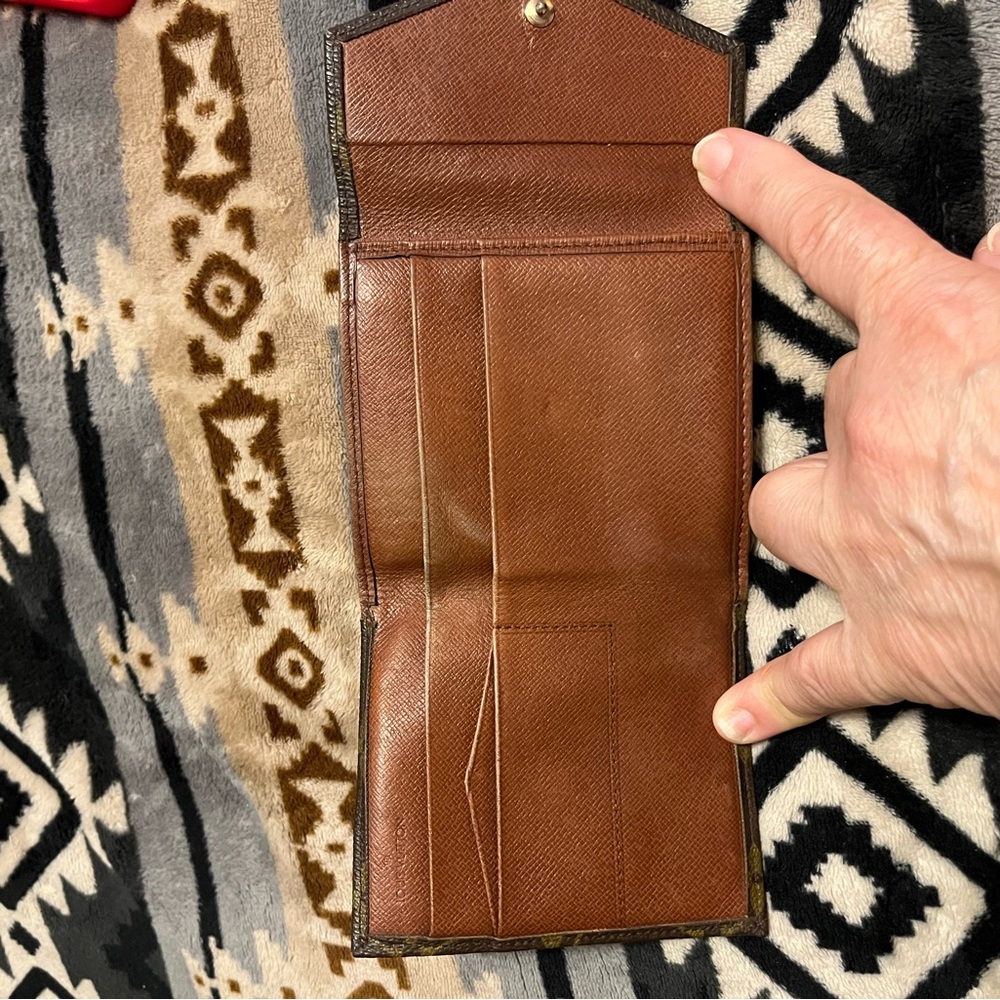 Louis Vuitton EUC Vintage Elise Dual Sided Compact Bifold Leather Wallet - Picture 7 of 13